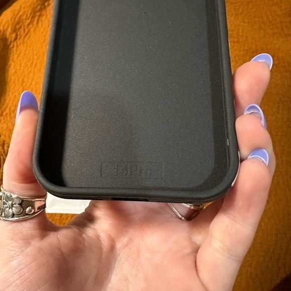 Hide and Go Spook Clay Ghosts in Flowers Halloween IPhone 14 Pro Magsafe Case - Picture 5 of 11